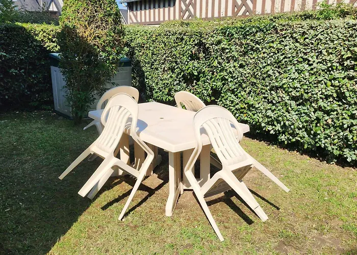 Casa vacanze House With Garden And Barbecue In