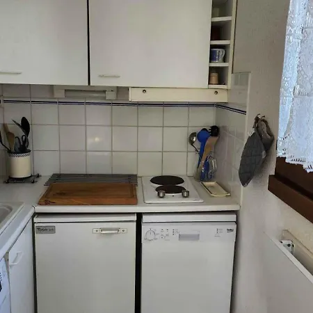 House With Garden And Barbecue In Holiday home